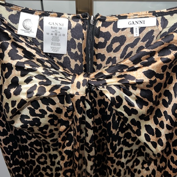 GANNI silk blend leopard tie front skirt ❤️ - Picture 2 of 6